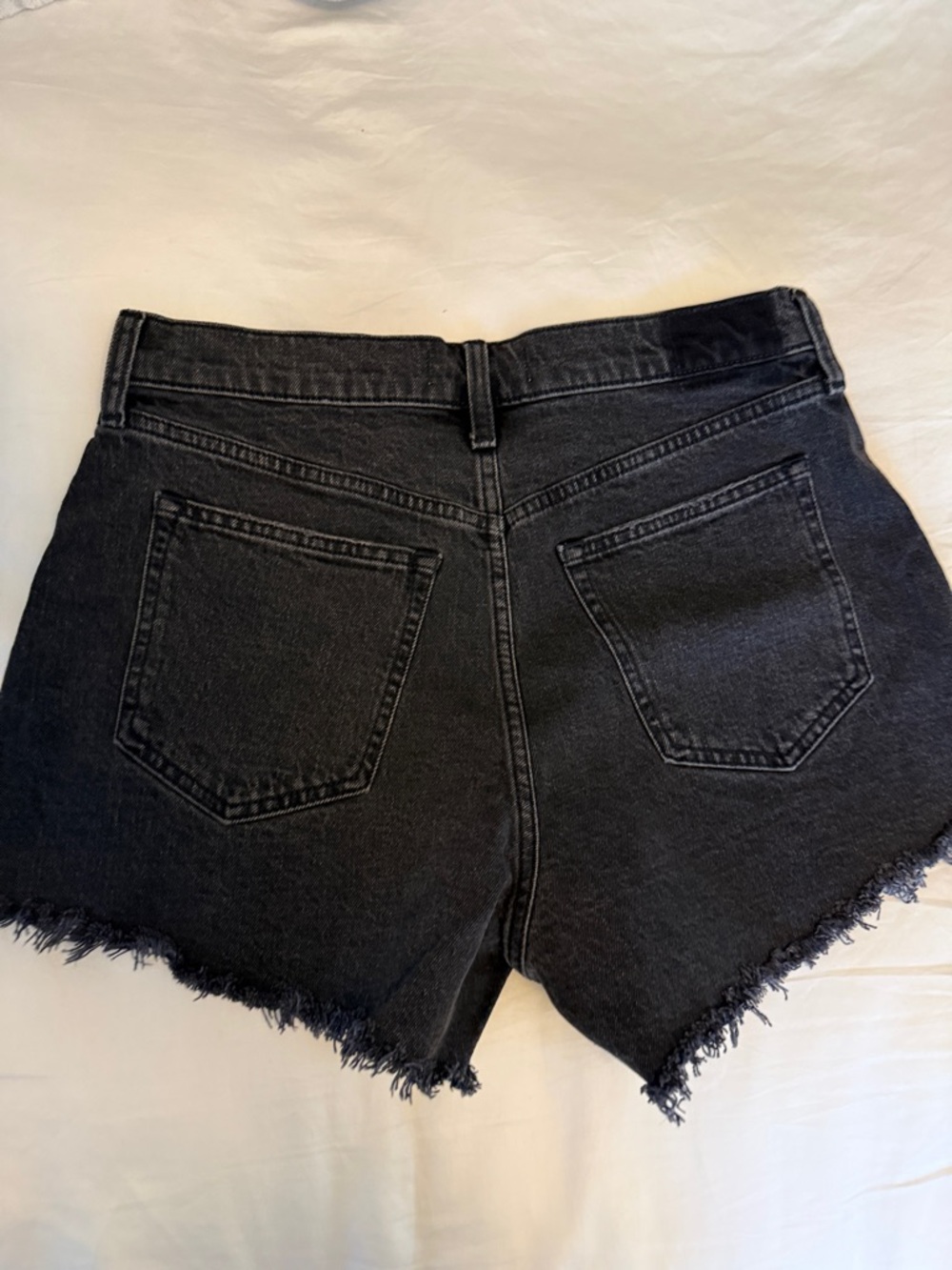 Abercrombie & Fitch A Line Mid Rise Black Frayed Hem Denim Shorts - Picture 3 of 3